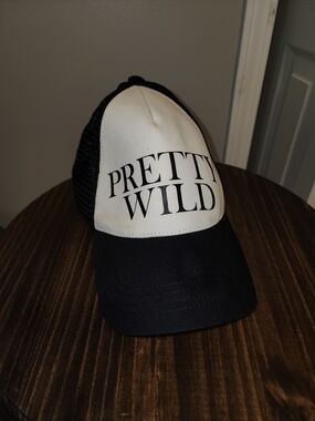 American Eagle Outfitters Black Mesh Trucker Hat